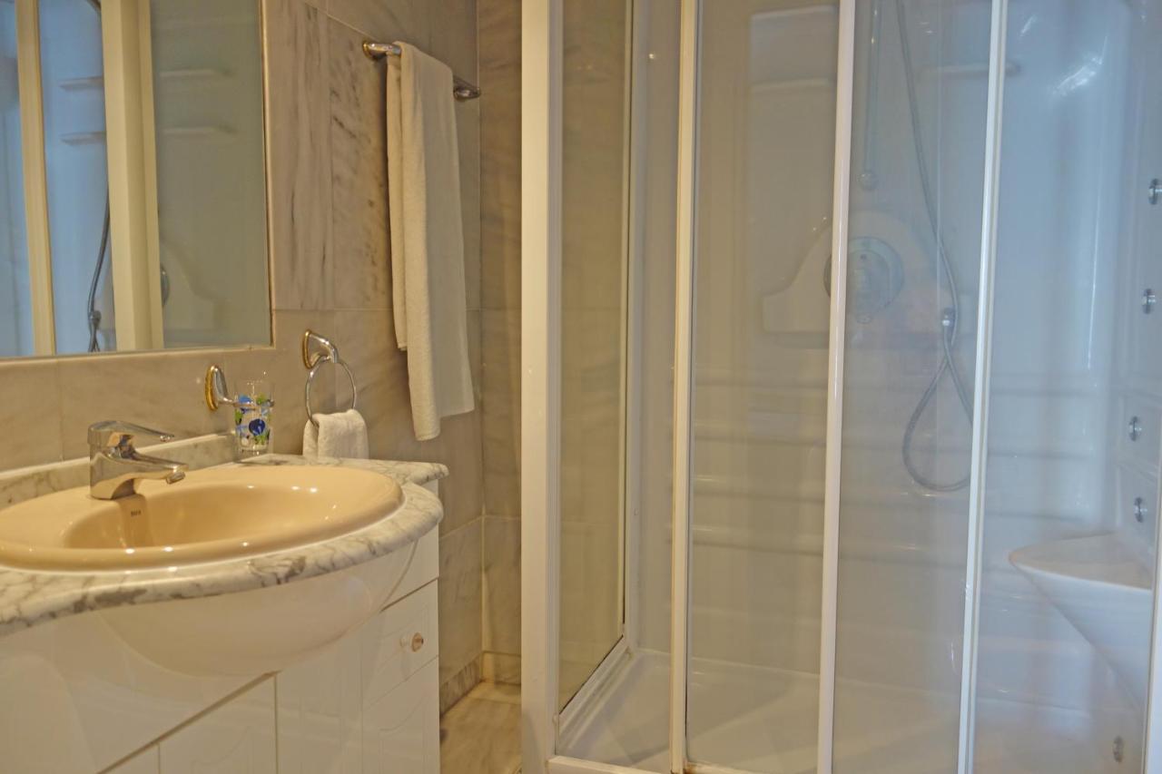 Marbella House Apartamento Duplex Eksteriør billede