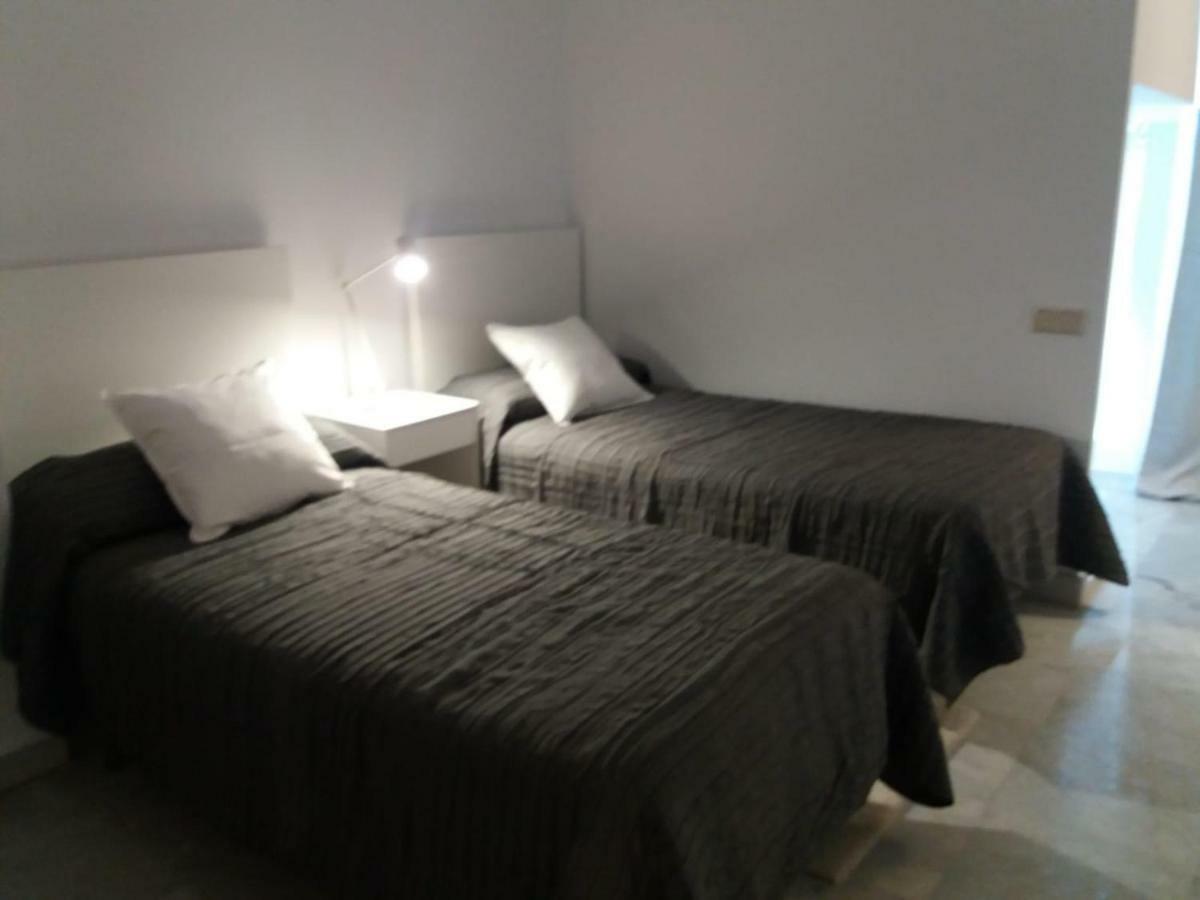 Marbella House Apartamento Duplex Eksteriør billede